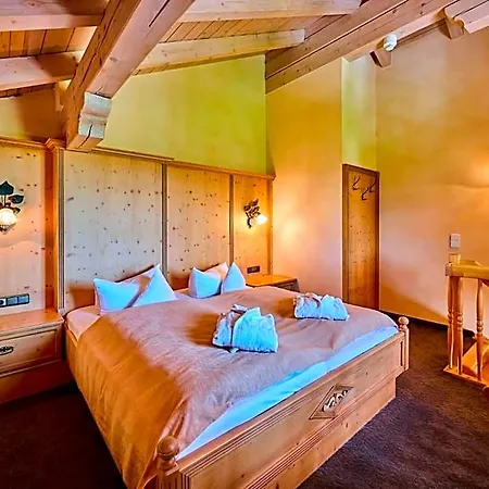 Happinger Hof 3* روزنهايم