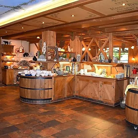Happinger Hof فندق
