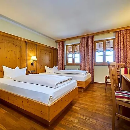 فندق Happinger Hof